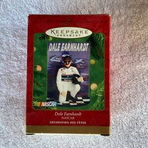 Hallmark Keepsake ornament- 2000 Dale Earnhardt